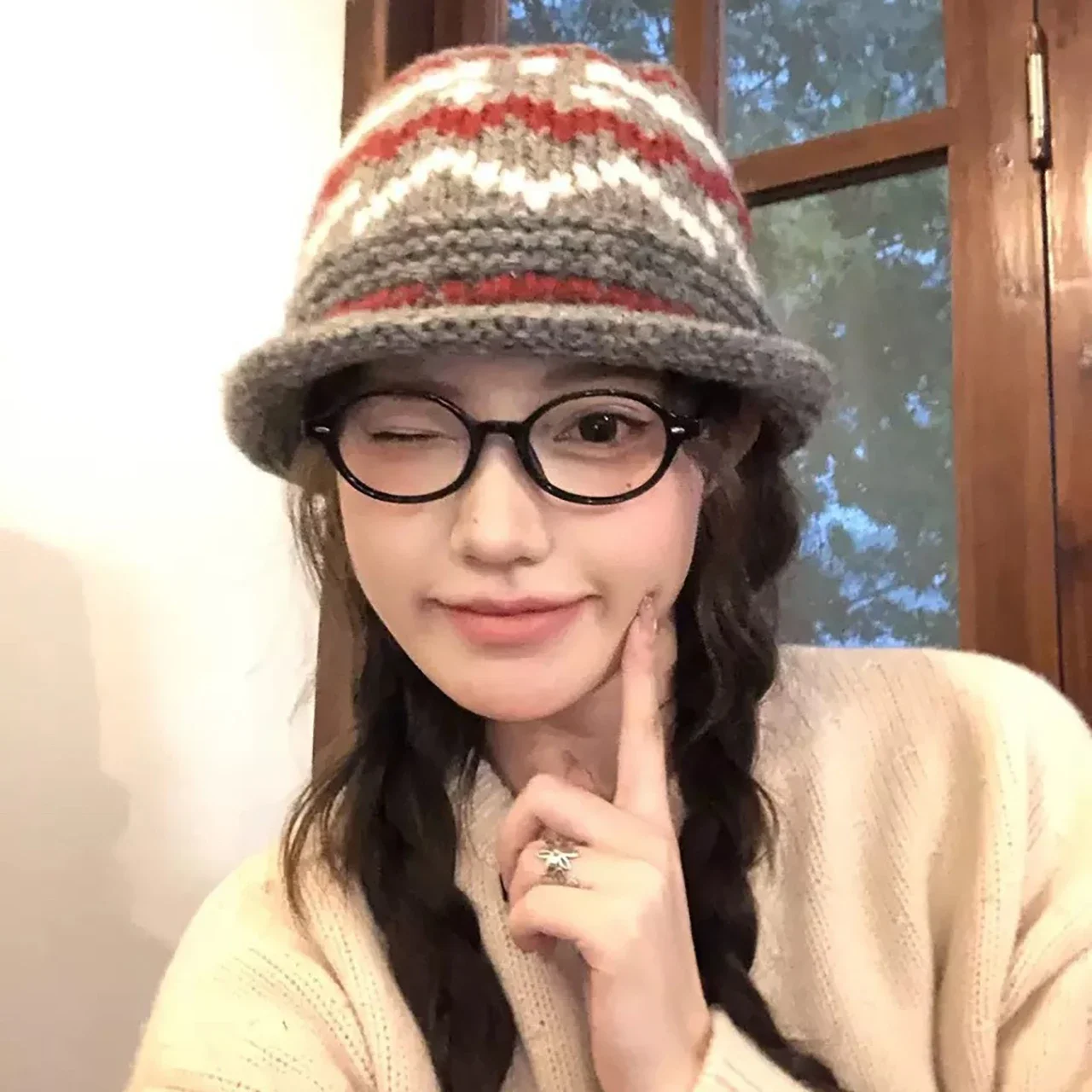 الخريف الشتاء النساء قبعة بحافة خمر العرقية نمط محبوك حوض قبعة السيدات الفتيات الصوف الكروشيه صياد قبعة