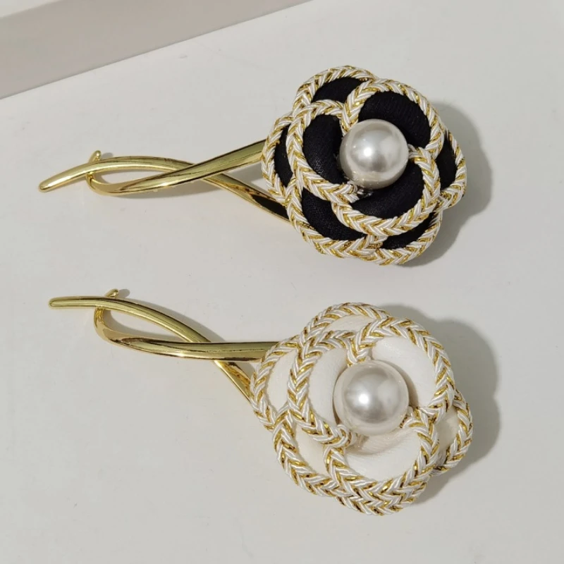 

Korean Trendy Pearl Camellia Flower Hair ClipsTwisted Hairpin Vintage Headwear Women's Accessories Barette Cheveux Femme