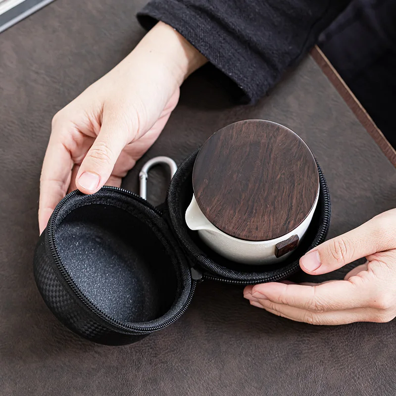 China-Chic Simple Travel Tea Set, Express Cup, One Pot Two Cups Outdoor Camping Portable Bag High-end Simple Kungfu Tea Cup Gift