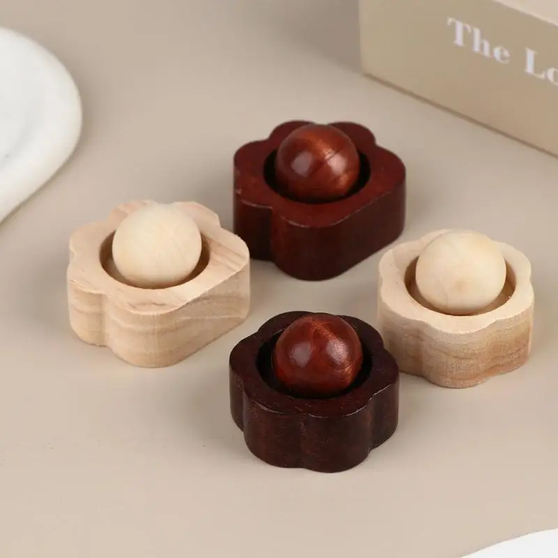 Mini Wooden Essential Oil Diffuser Fragrance Diffuser Ornament Solid Wood Fireless Aromatherapy Diffuser For Home Decoration