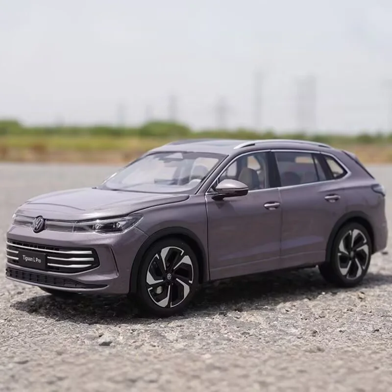 WELLY Neues 1:18 2025 VW Tiguan L PRO SUV Legierung-Automodell Druckguss-Metallfahrzeug Hochdetailliertes Kinderspielzeug Geschenk Dekoration 6