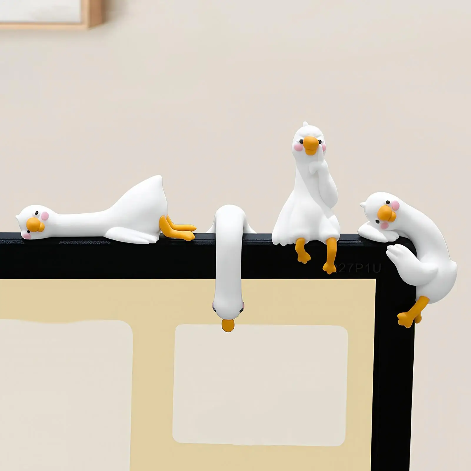 Computer Monitor Decor Figurines 4 Pieces Geese Dashboard Decorations Cute Sculpture for Home Bedroom Study Room Workplace Shelf
