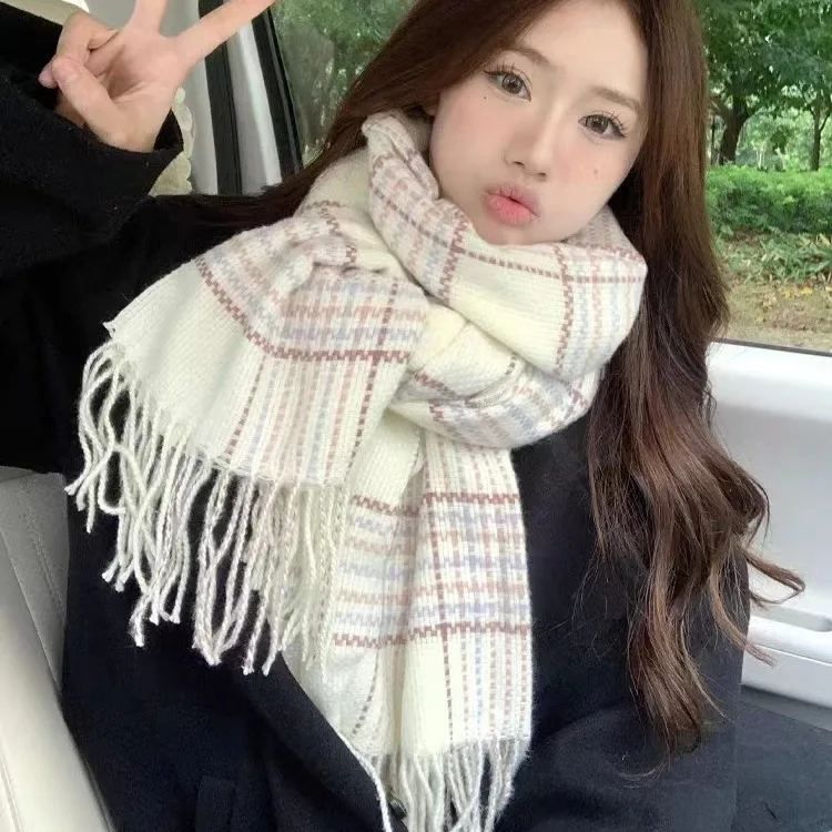 

Белый клетчатый шарф, корейская версия универсального трендового ретро, маленький ароматный стиль, клетчатый теплый утолщенный милый шарф