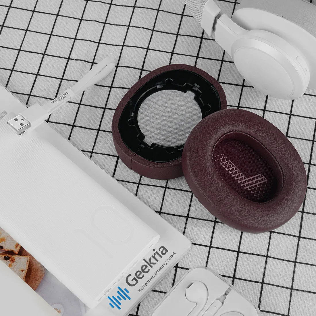 Geeklia-jbl live 500btヘッドフォン用のクイックフィット交換用イヤパッド、イヤクッション、ヘッドセットイヤパッド