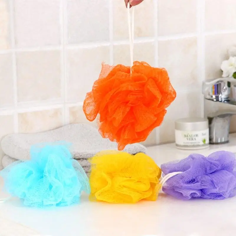 Bola de baño suave de colores con cuerda, esponjas de ducha, depuradores, suministros para hacer burbujas, herramientas para limpiar la piel, accesorios de baño, 1 unidad