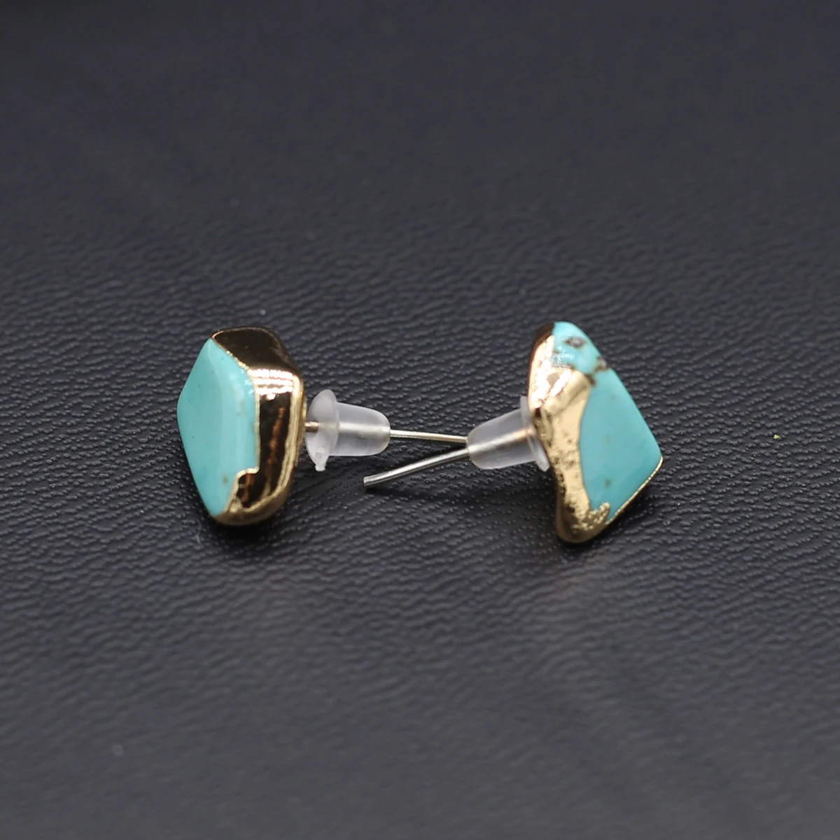 2023 New Fashion Natural Crystal Earrings For Women Gold Color Blue Turquoise Rose Quartz Jewelry Gift For Girlfriend Wife