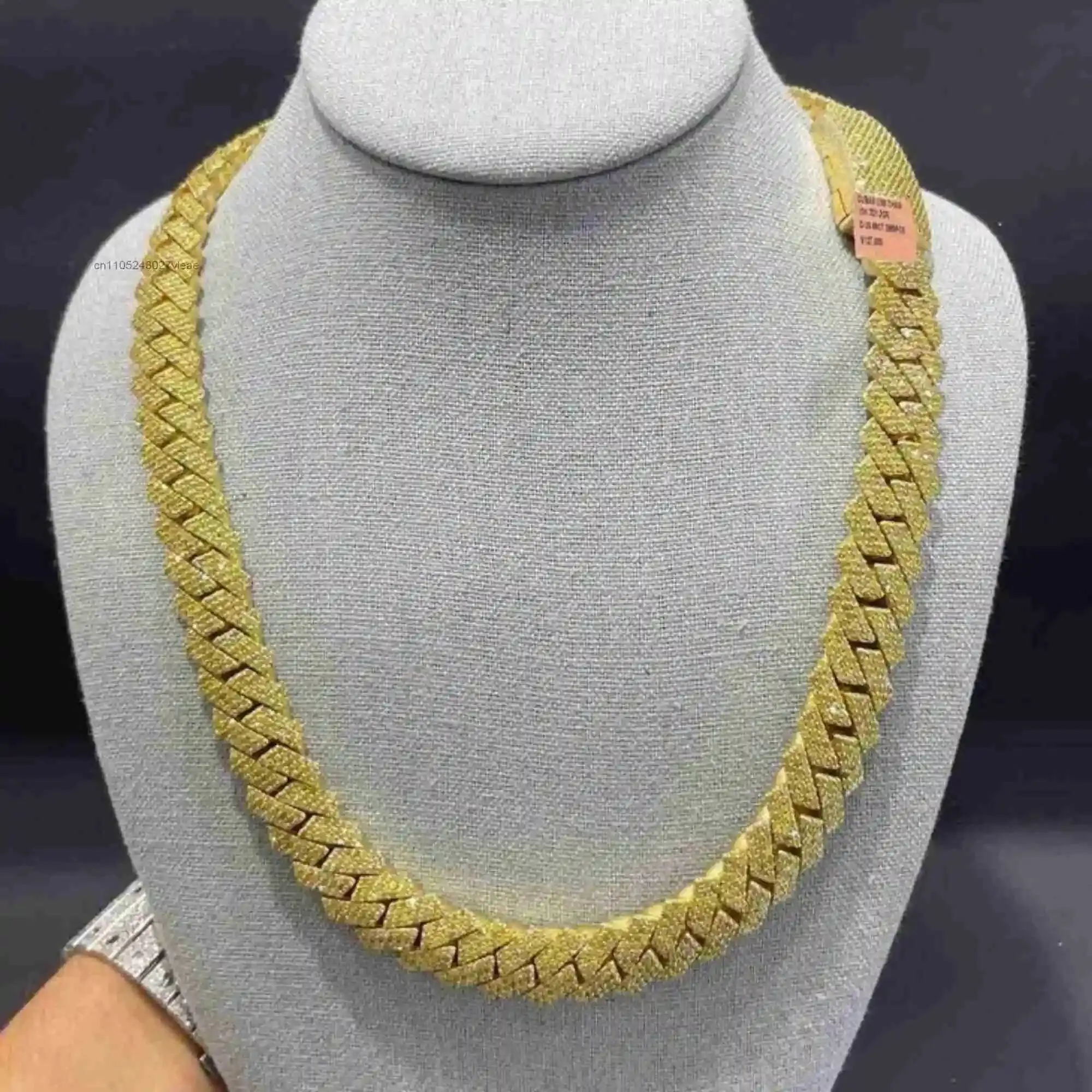 Iced Out Cuban Link Chain 14 Mm 250 Gm Vvs Lab Grown Diamond Cuban Link Chain Cuban Chain Hip Hop 10k Gold/ Lab Grown Yellow