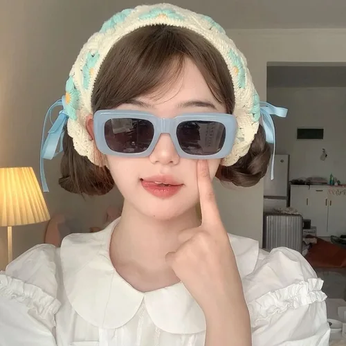 Imagen 2 del producto Tocado triangular de punto de estilo Retro Pastoral francés para chica especias, diadema triangular de moda artística de punto dulce y bonita para viaje