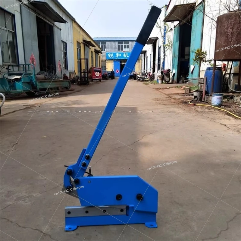 

Многофункциональные ручные ножницы, режущие 6 толстых стальных стержней и гильйоты из золотых и стальных сеток, с отличной прочностью.