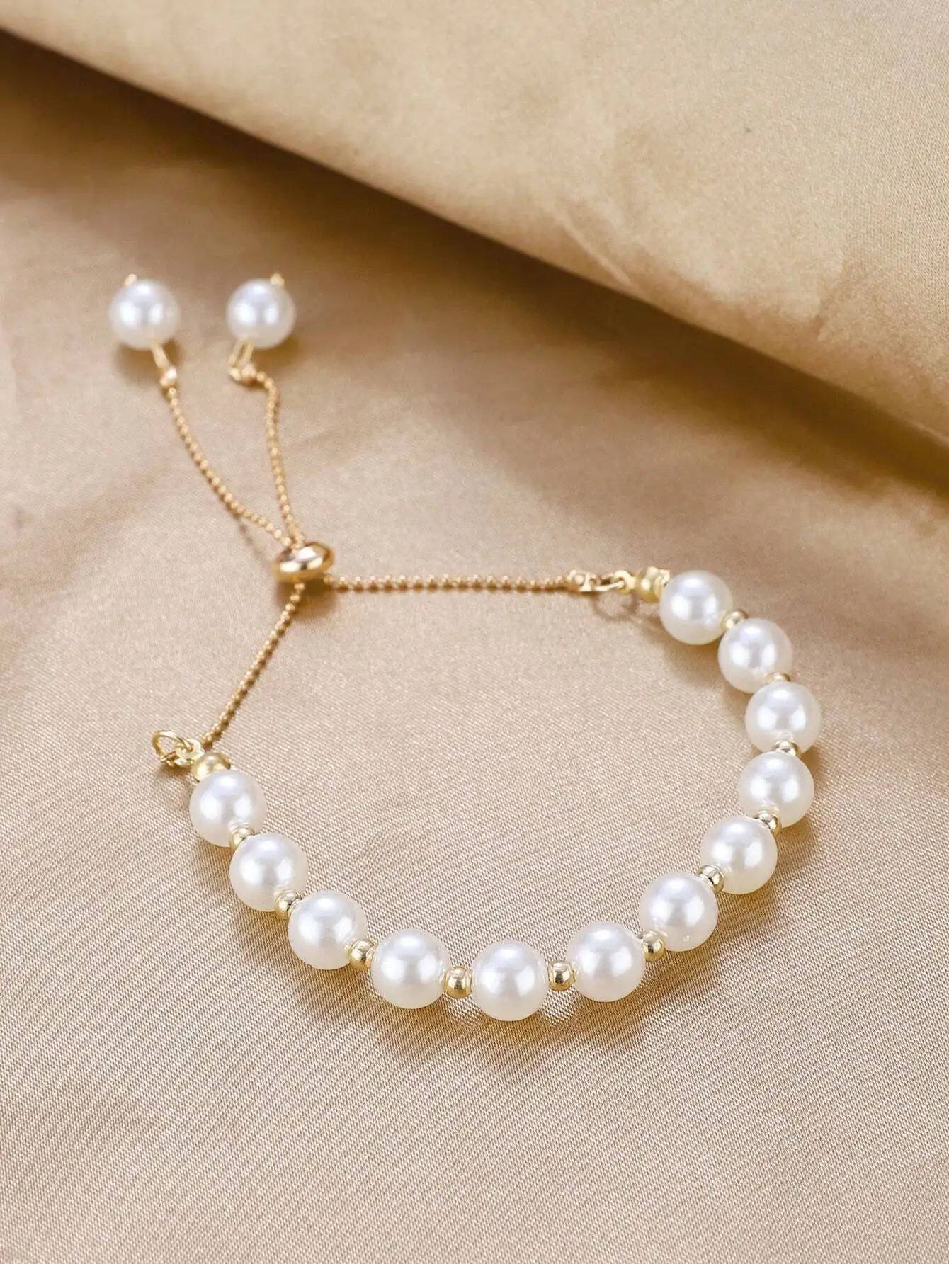 

One Piece Of Fashionable & Minimalist French Style Vintage Elegant Faux Pearl Bracelet For Women, Suitable For Dance Party & Ban