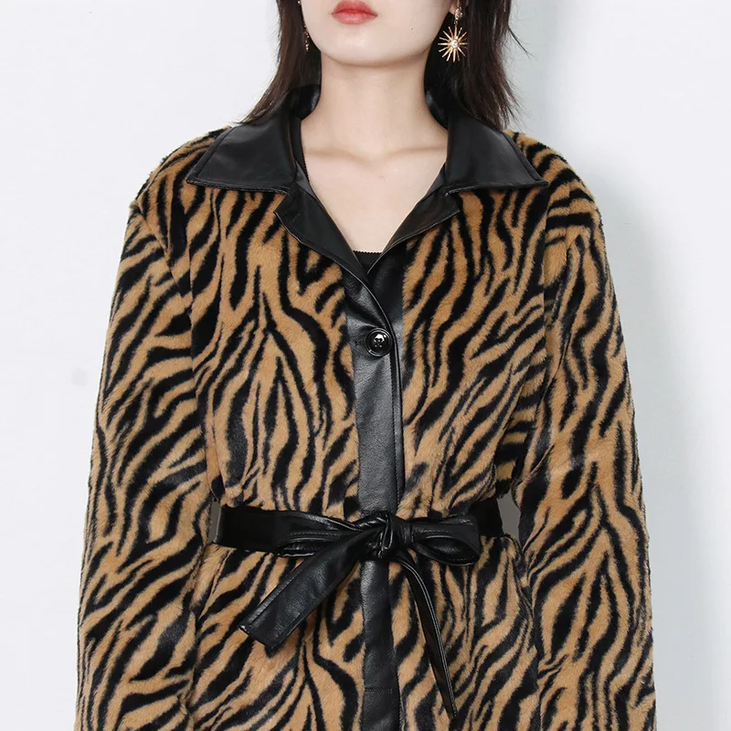 Cortavientos de longitud media para mujer de estilo coreano, prendas de vestir con estampado de cebra Animal, abrigo largo suelto ajustado con cinturón