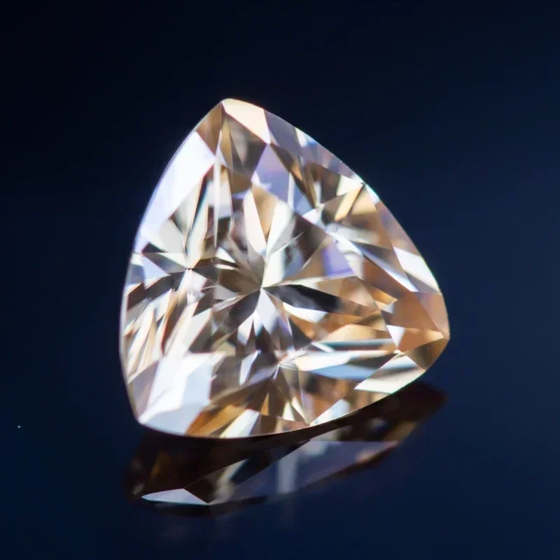 Kamień Moissanite Naturalny kolor szampana Trillyon Cut Charms Kamień szlachetny DIY Pierścionek Naszyjnik Kolczyki Materiały główne z certyfikatem