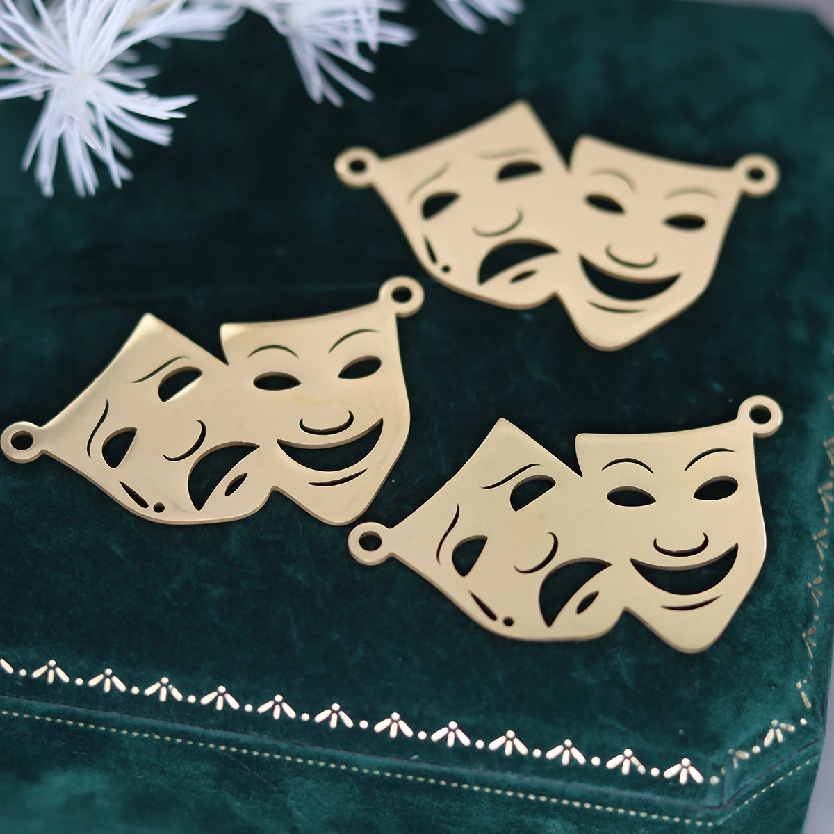 3pcs Drama Performing Arts Comedy And Tragedy Mask Charms Pendants For DIY Crafting Bracelet Necklace Jewelry Making Accessories