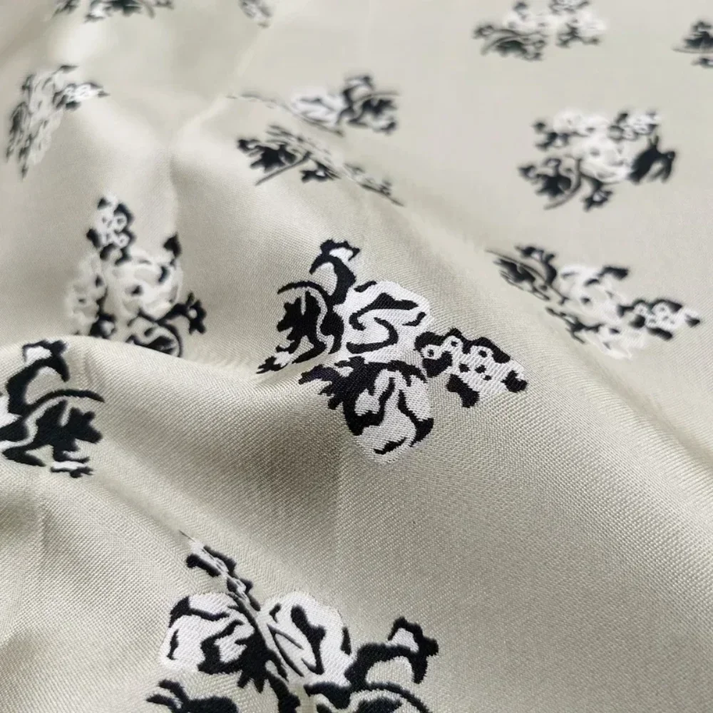 

Окрашенная в пряжу жаккардовая парчовая ткань, весна-осень, европейско-американский костюм, платье, ветровка, пальто, дизайн одежды для шитья ткани