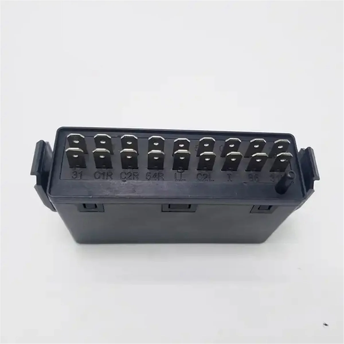 Turn Signal Relay Flasher Relay for Mercedes-Benz Actros Arocs Axor Series 0035446132 A0035443732 0035444332