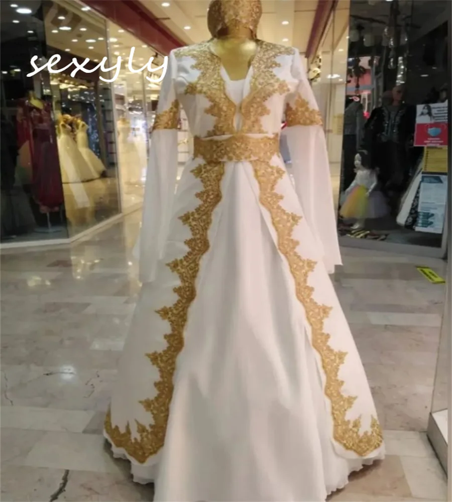 Gorgeous Turkish White Wedding Dress Muslim With Gold Lace A Line Pakistani Moroccan Long Sleeve Arabian Bride Dress Customized