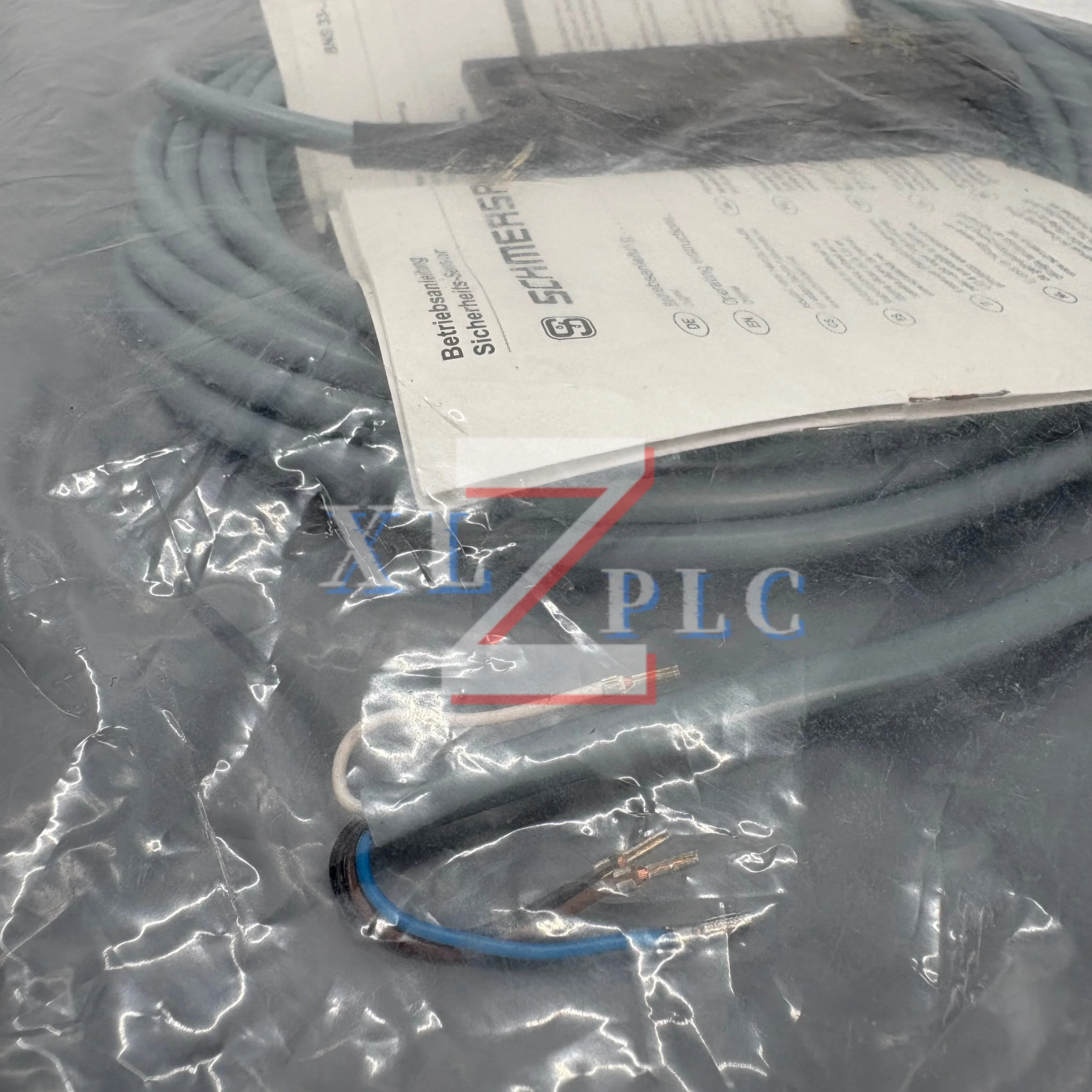 BNS33-02Z-2187 5.0M Brand New  Safety Switch