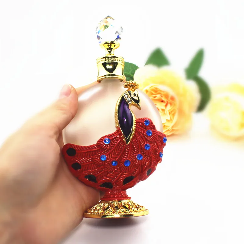 30ml Vintage Metal Perfume Bottle Peacock Essential Oil Bottles with Glass Dropper Wedding Decoration Gift