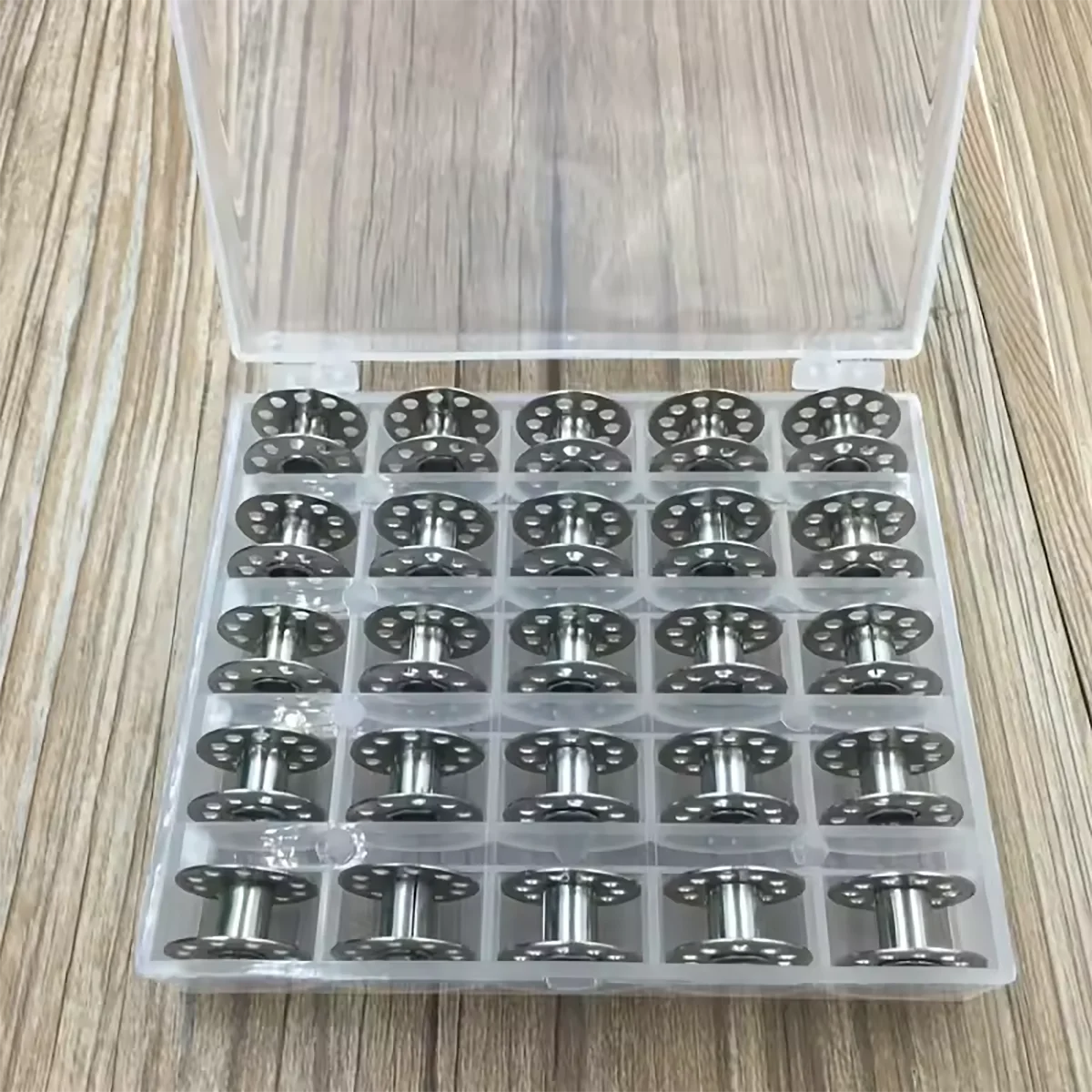 25 Teile/satz Leere Spulen Nähmaschine Kunststoff Fall Lagerung Box für Nähmaschine Spulen mit Gewinde Lagerung Fall Nähen werkzeuge