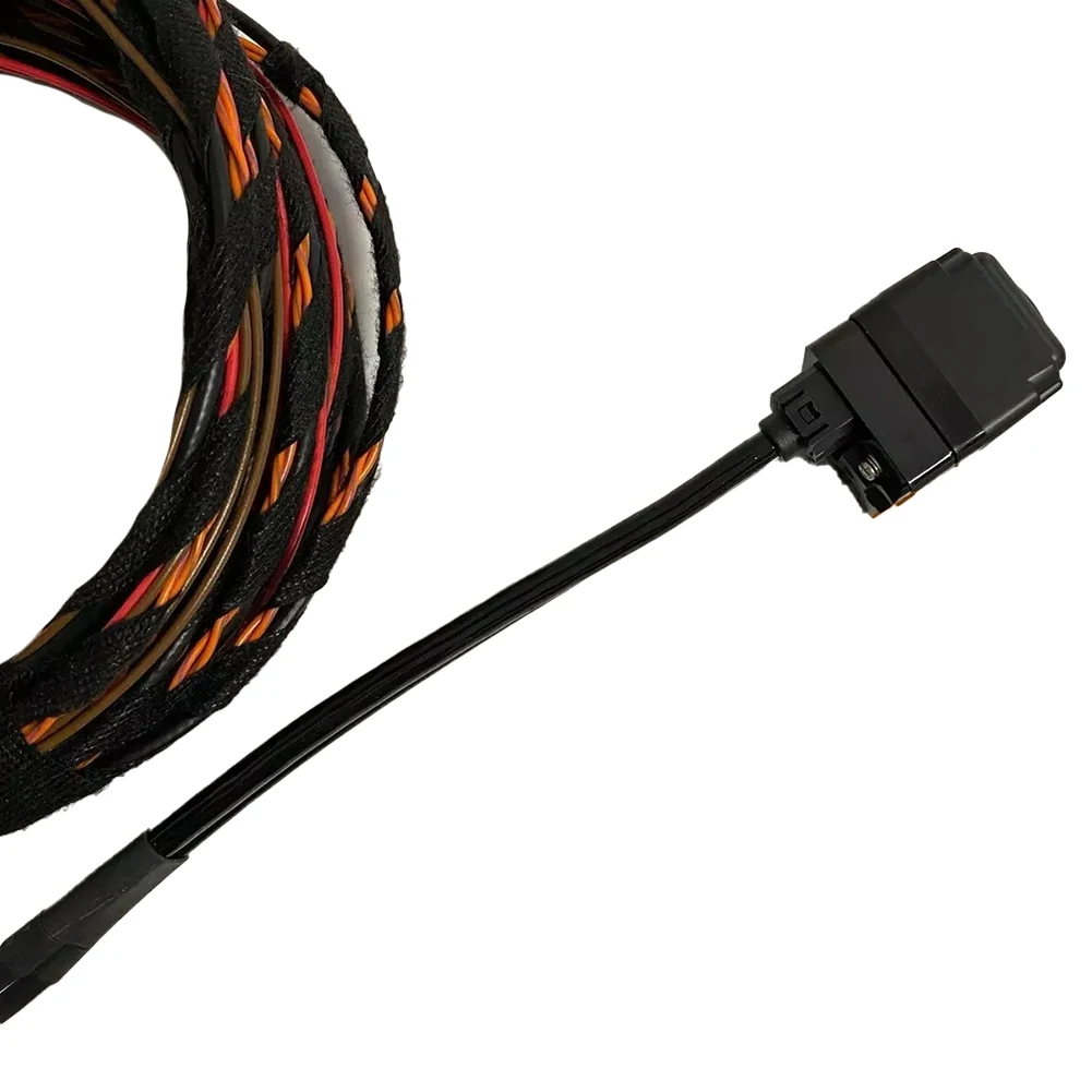 

Лучший выбор камеры заднего вида Audi с переключателем багажника подходит для моделей TT и TTS с года 2015, деталь No 8S0827574