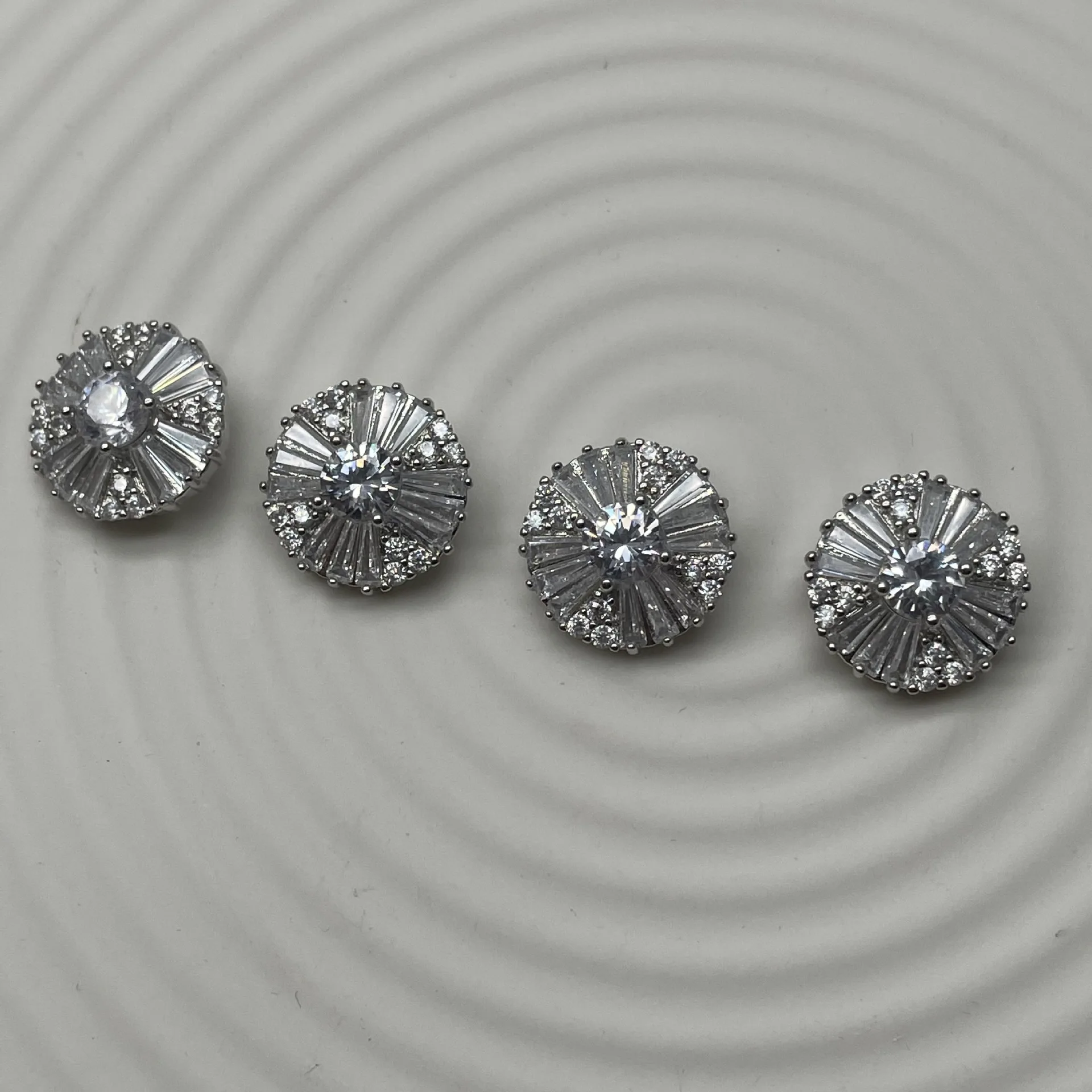 5pcs Crystal Buttons Cubic Zirconia Button for Coat Decorative CZ Sewing Buttons for Cashmere Knit Cardigan Decoration DIY