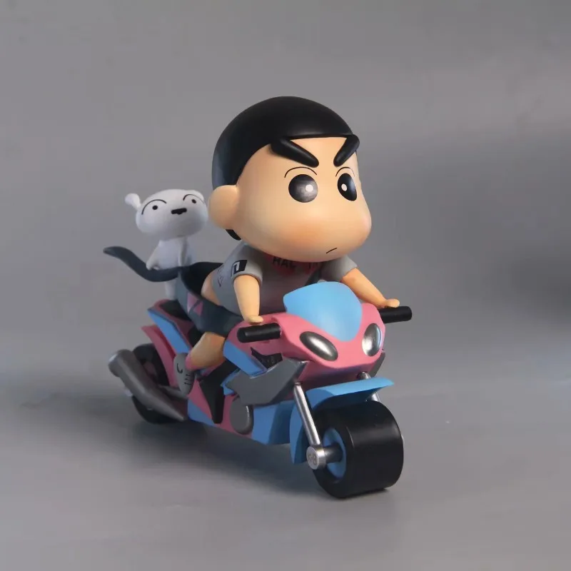 Crayon Shin-chan Shin-nohara Model Ornament moto Shin-chan con Nohara Shiro Funny Figure Tire mobile Toy regalo per bambini