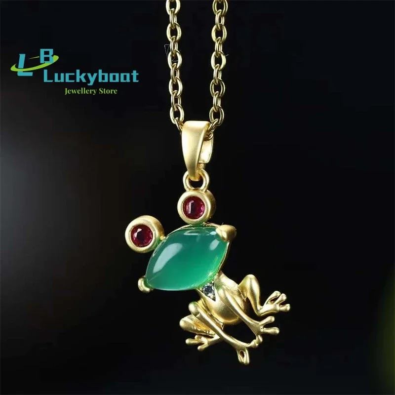 

Hot Selling Natural Hand-carved Gold Color 24k Inlay Jade Frog Necklace Pendant Fashion Jewelry Men Women Luck Gifts