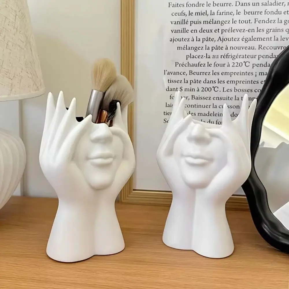 

Vinyl Figure Makeup Brush Holder Styling Design Decorative Use Multifunctional Storage Holder Storage Box Multi Functional