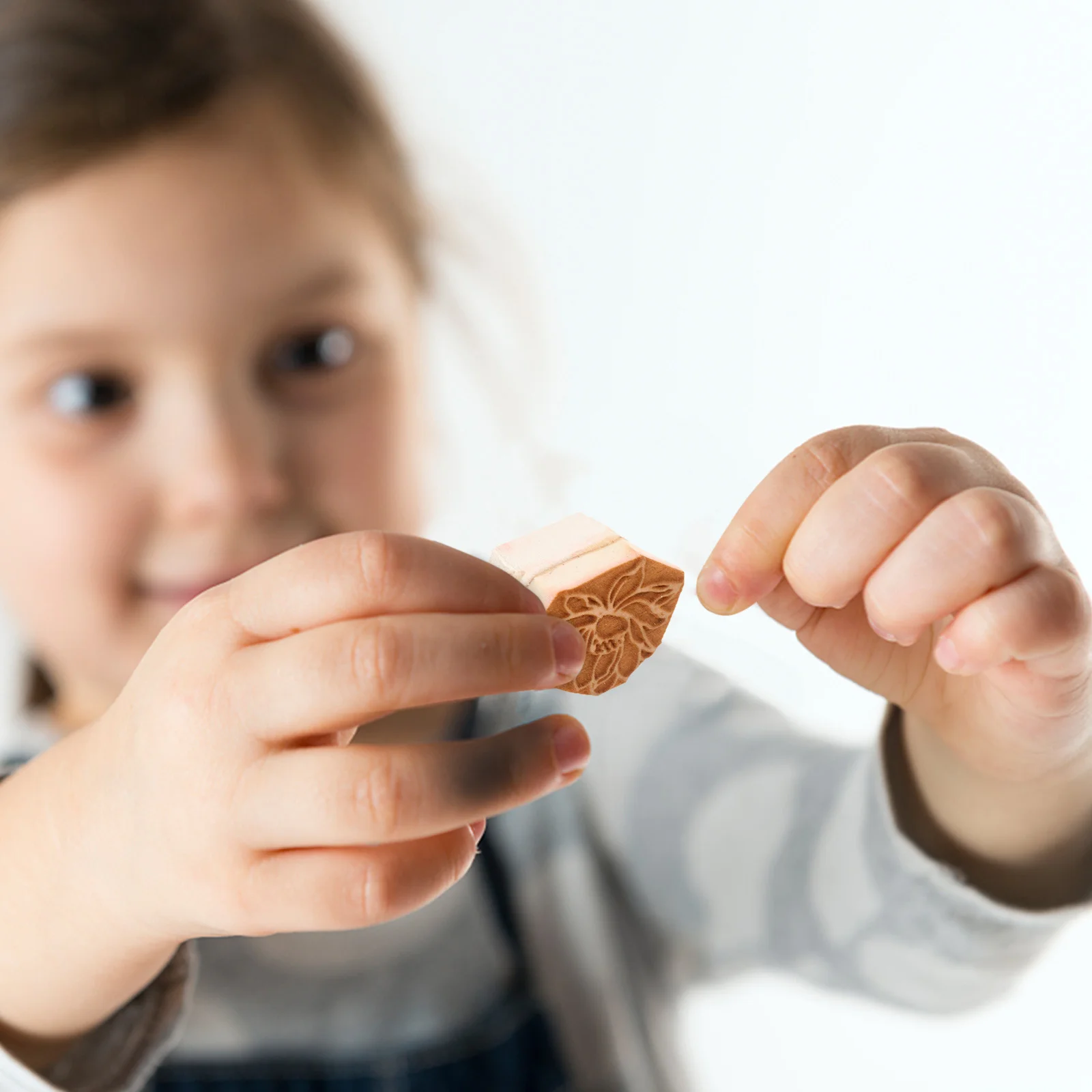 

Lotus Pattern Sponge Stamp Floral Embossing Tool For Pottery Clay Diy Scrapbooking Card Making Decoration Rubber Stamp