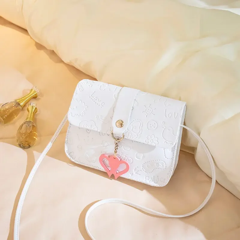 New  Ladies Embossed One Shoulder Crossbody Bag Women Small Square Bag Leather Heart-shaped Small Pendant Fresh Sweet Phone Bag