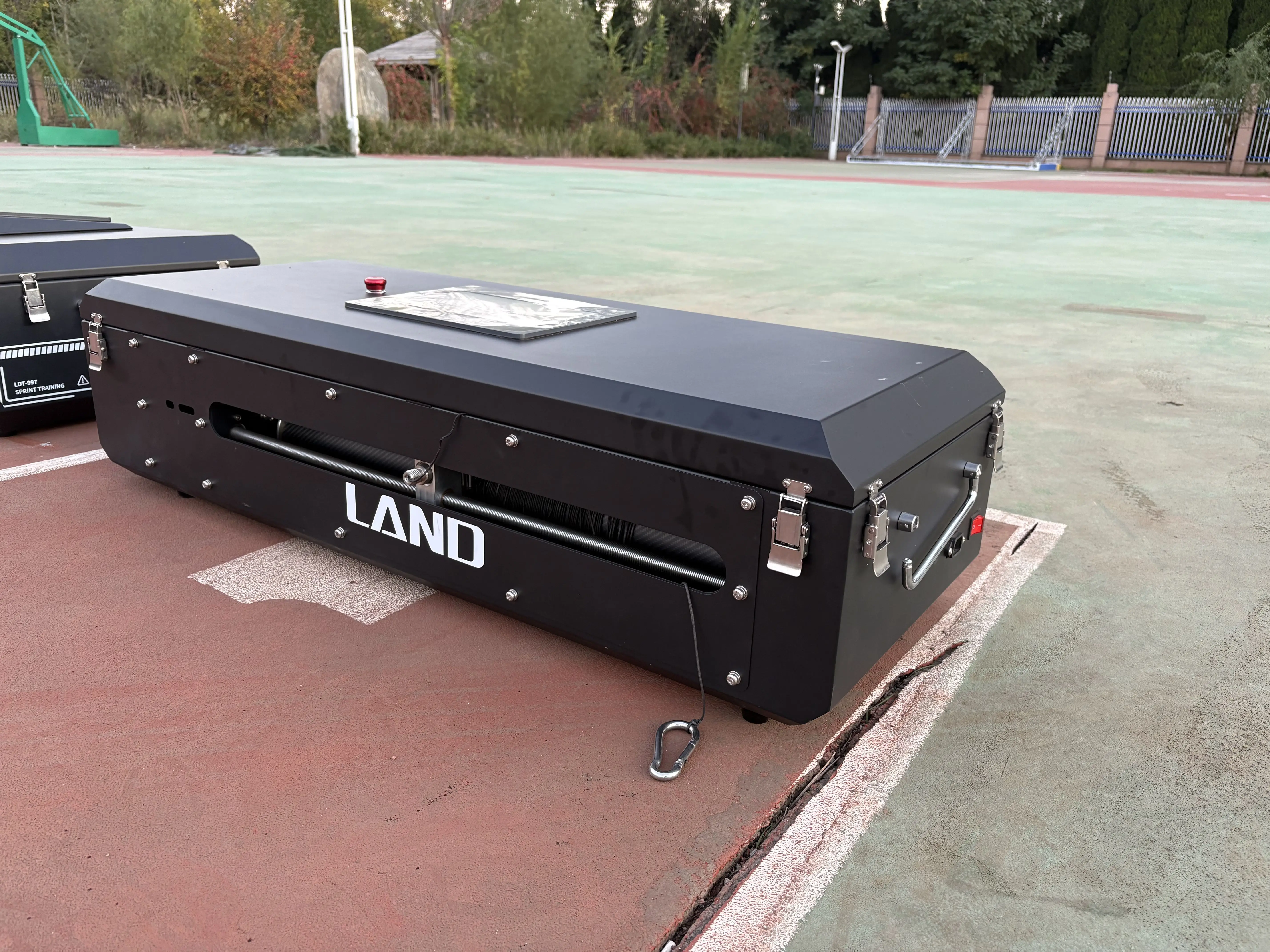 Compact Wired Traction Equipment Steady Power Output LAND Fitness Sprint Training Machine For Professional Coach Athlete
