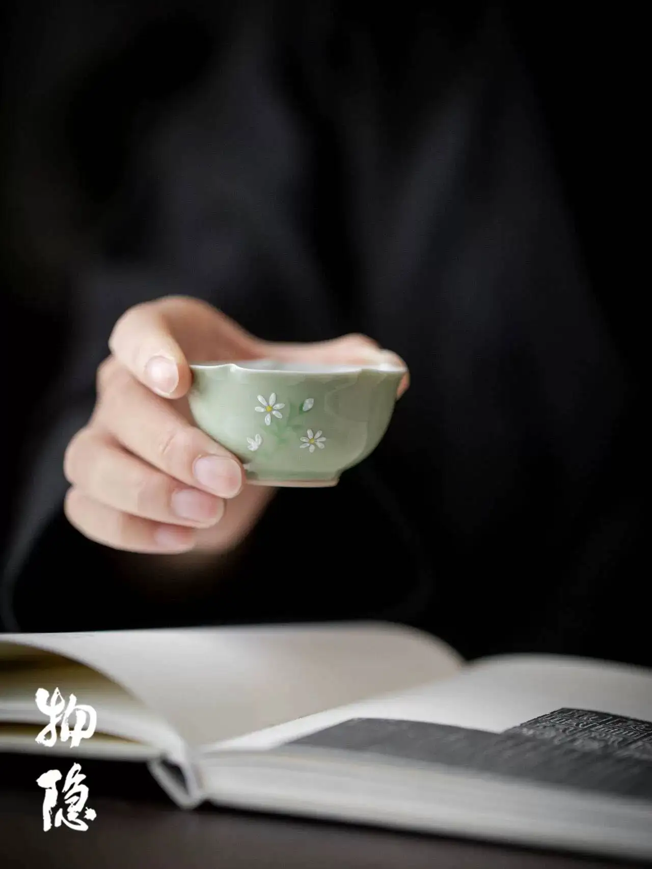 

Wuyintang japanese Style Ceramic Tea Cup For Home Use Single Hand Painted Small Daisy Flower Rim Tasting Cup Fresh And Simple