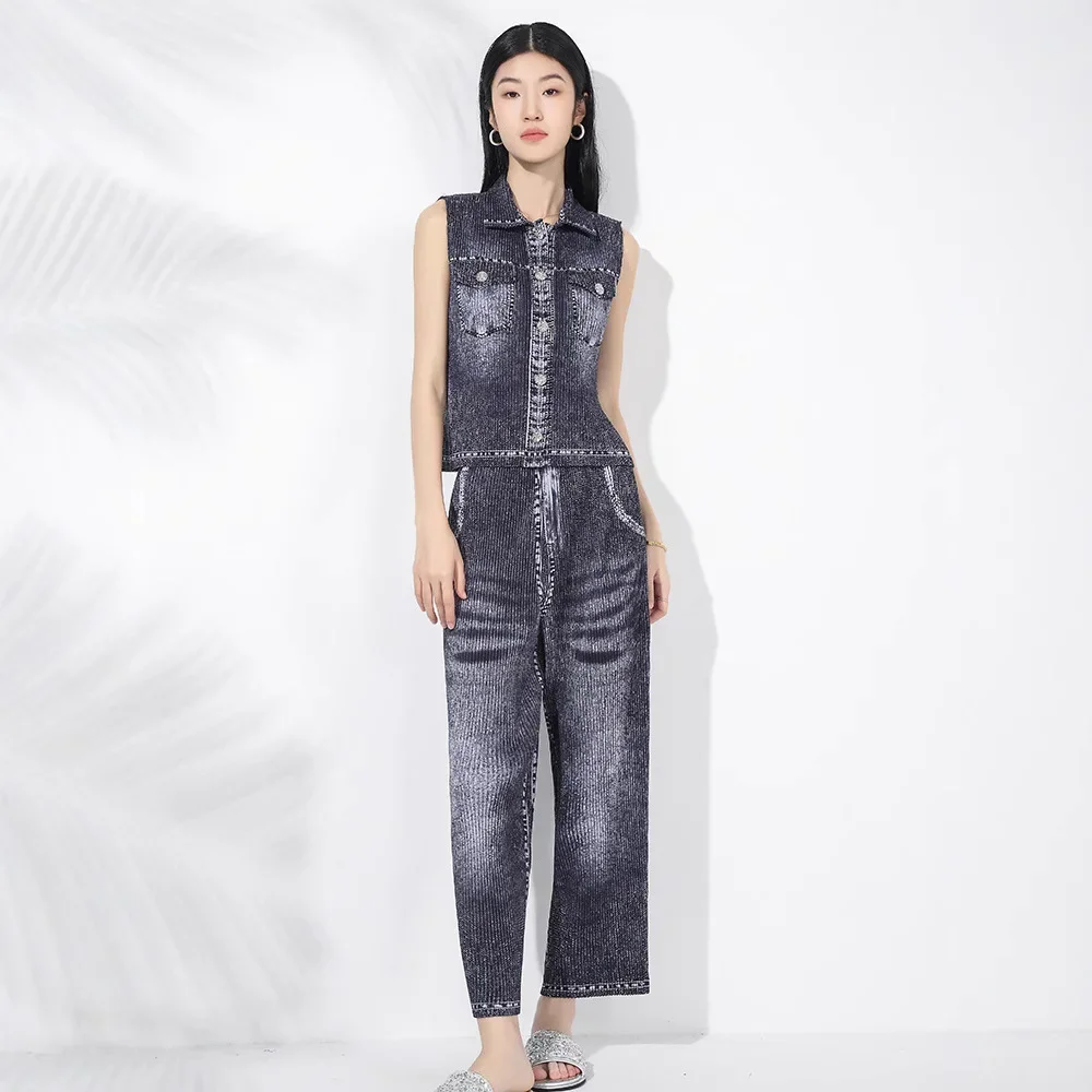 Miyake Pleated High-end Fashion Casual Suit Women 2025 New Denim Color Buttoned Square Collar Vest Straight Pants Two-piece Set