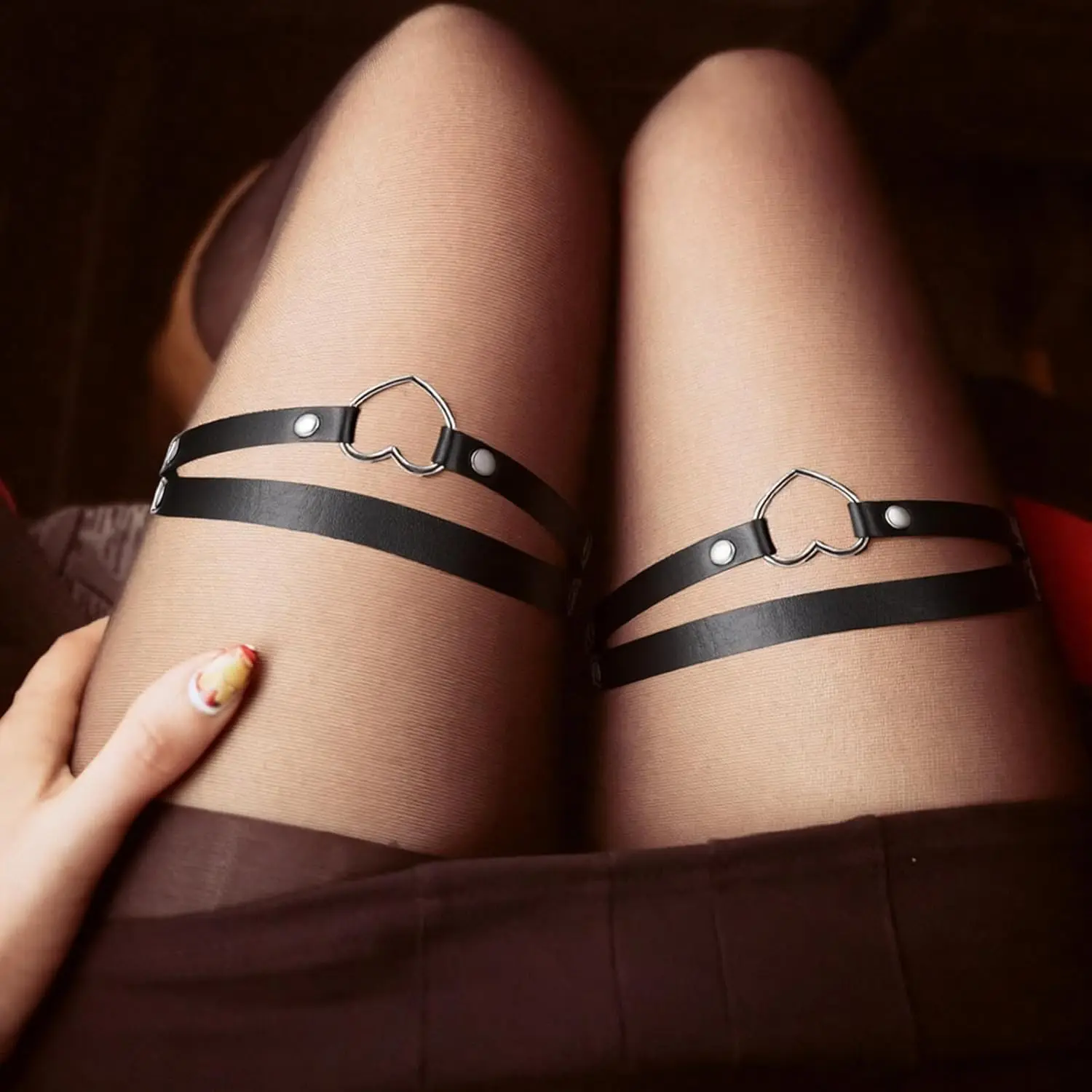 

Кожаная подвязка для ног, регулируемая черная подвязка в форме сердца, готическое эластичное кольцо на бедро, подвязки, кольцо для ног для женщин