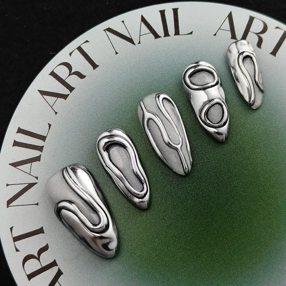 10 piezas de uñas postizas almendradas largas hechas a mano, plateadas metálicas, estilo gótico punk, con diseño 3D esculpido único, adecuadas para verano 4