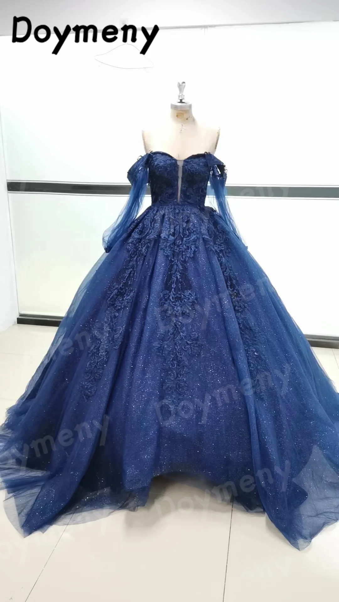 Doymeny Off Shoulder Appliques Quinceanera Dress Puffy Long Sleeve Sweep Tulle Evening Dress Prom Gown vestidos de noche