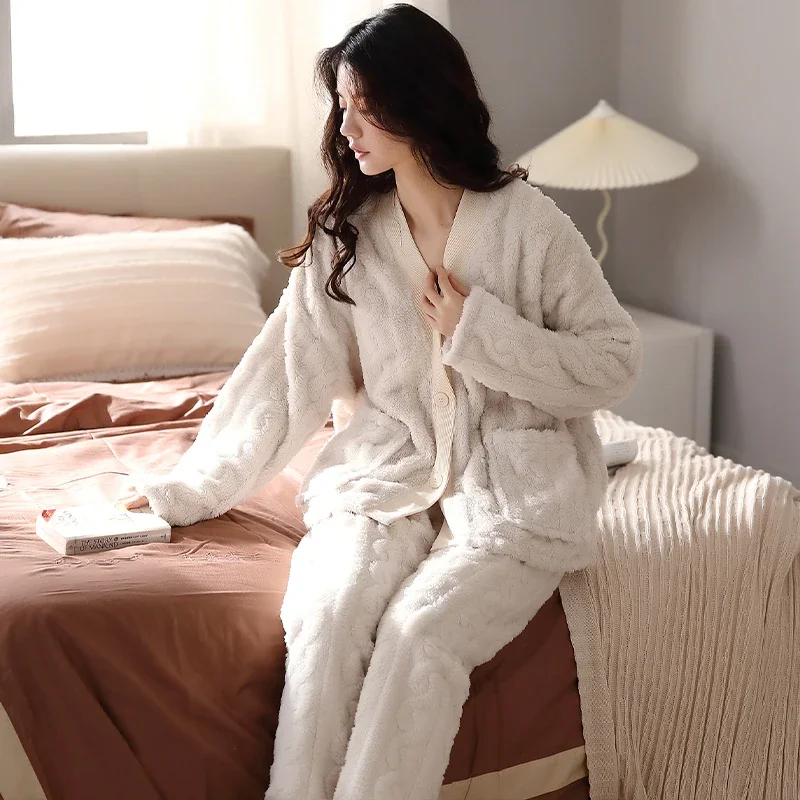 MiiOW Winter Women\'s Pajamas Set Sexy White Cardigan Warm Flannel Loungewear Thicken Long-sleeves Sleepwear Coral Fleece Pyjamas