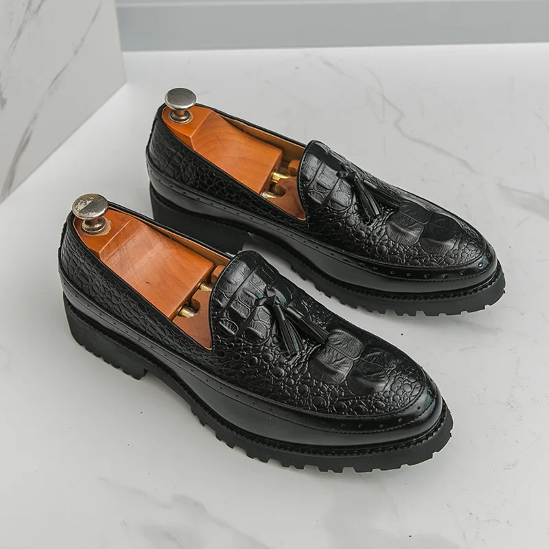 

Men's shoes Trendy and fashionable casual leather shoes, thick-soled British fringed business dress shoes