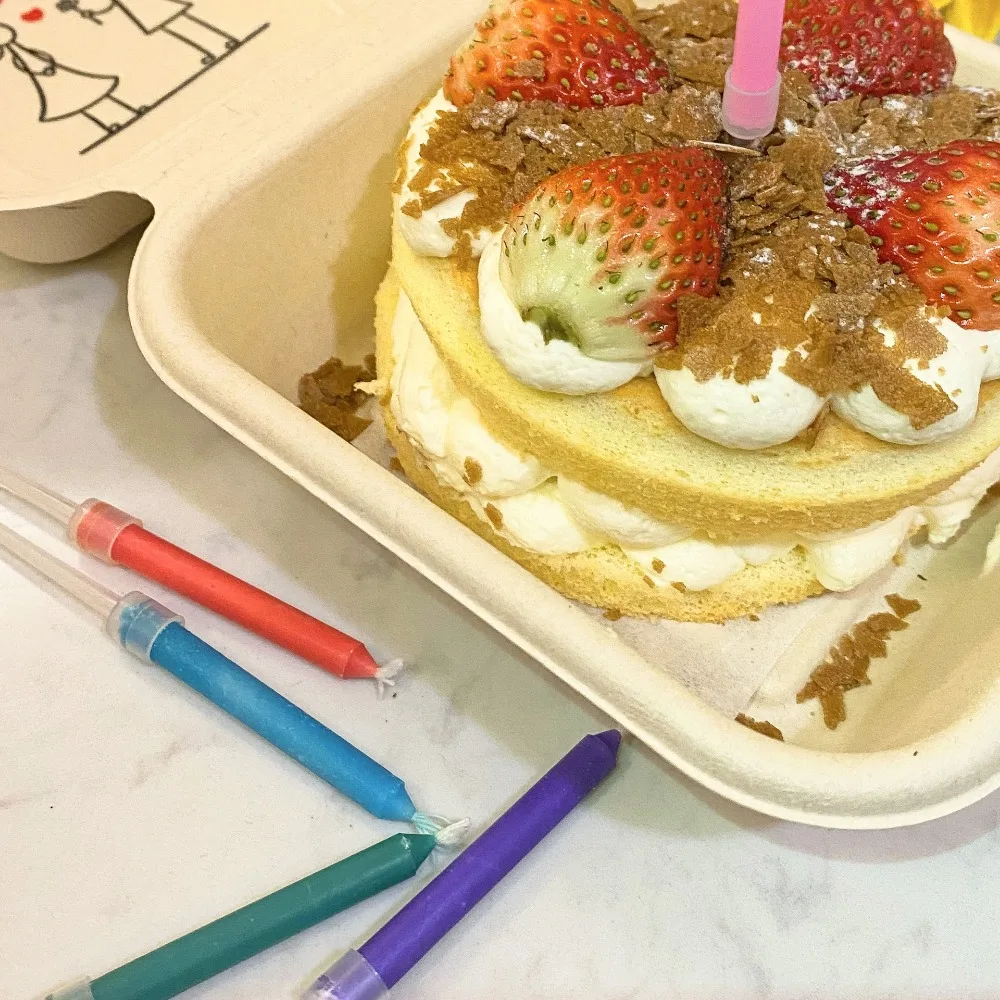 6/12 Stück schwarz-weiße karierte Geburtstagskerzen und Kuchenaufsatz, Rennwagenkerzen, Wunderkerzen für Rennwagenpartys – Detail 22