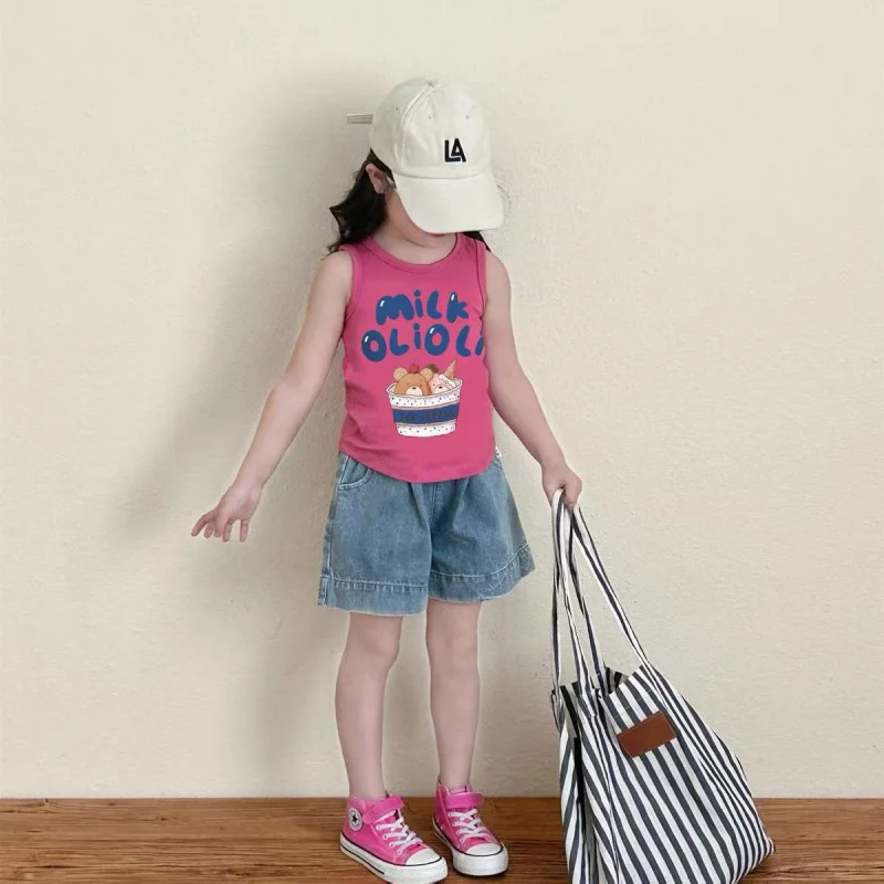 

Girls' Vest and Denim Shorts Set, New Summer Fashionable Sleeveless Outfit for ChildrenTT-shirt and shorts two-piece set500260