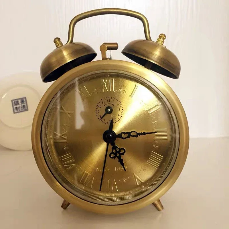 Pure Copper Table Alarm Clock Manual Mechanical Desktop Desk Clock Vintage Brass Old Antique Bedroom Desk Decoration Gift Ideas