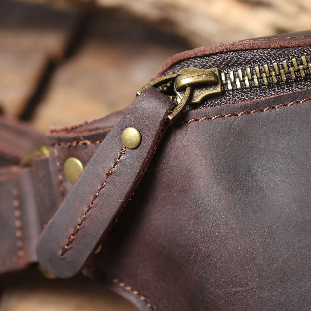Hochwertige Brusttasche aus Vollnarbenleder für Herren, Vintage Echtleder Herren-Umhängetasche – Detail 15