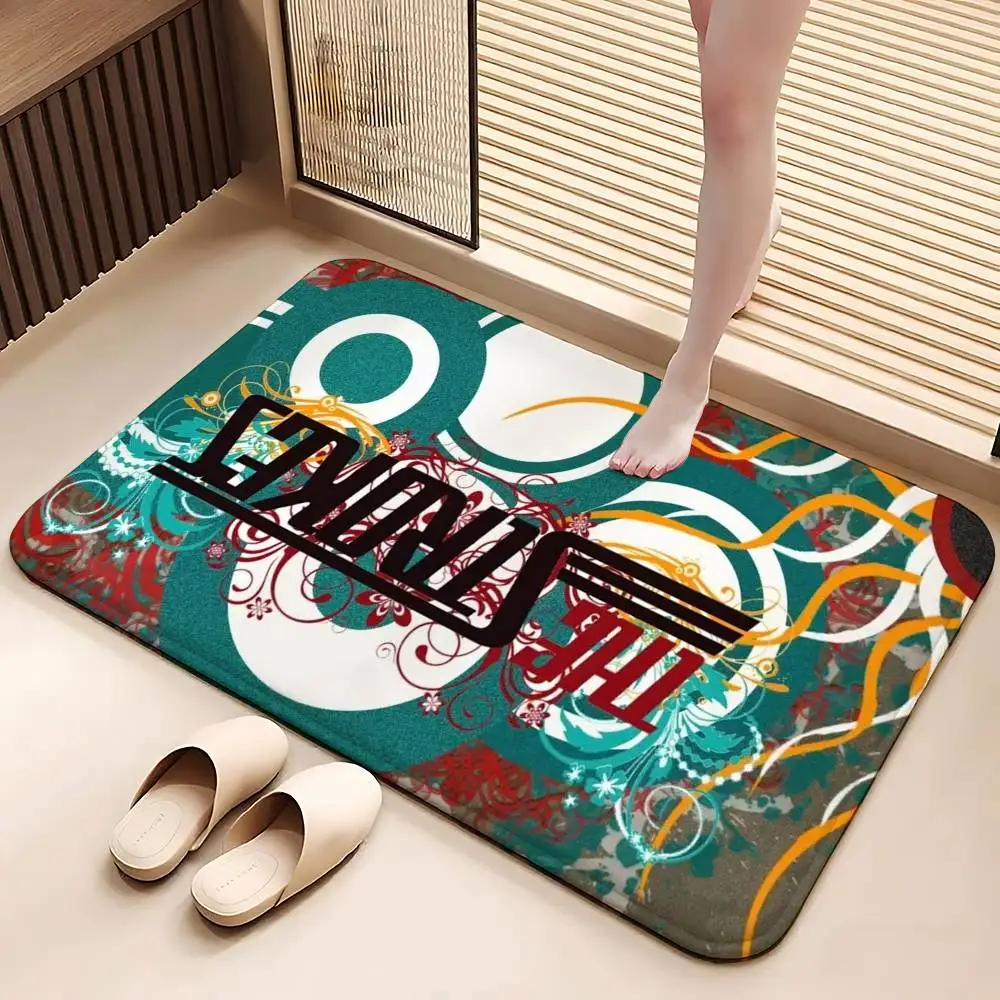 Rock Band The Strokes Carpet Bathroom Anti-slip Mat Door Mat Home Decoration Mat Entrance Door Mat Scratch-resistant Door Mat