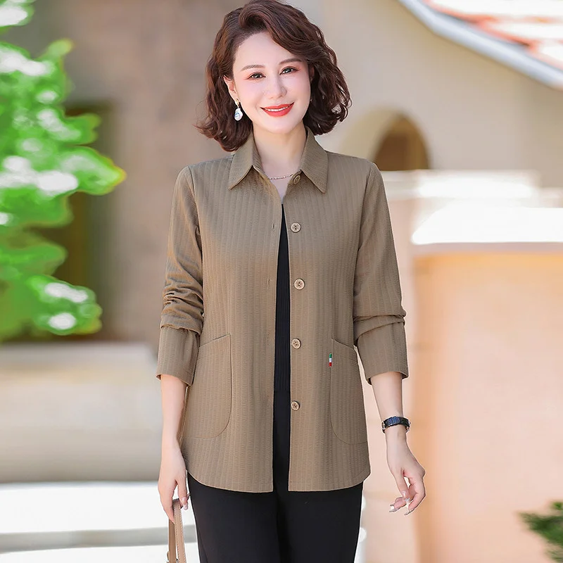 Women Collared Button Down Shirt Jacket Long Sleeve Thin Casual Outerwear Elegant Middle Aged Mom Fall Spring Coat