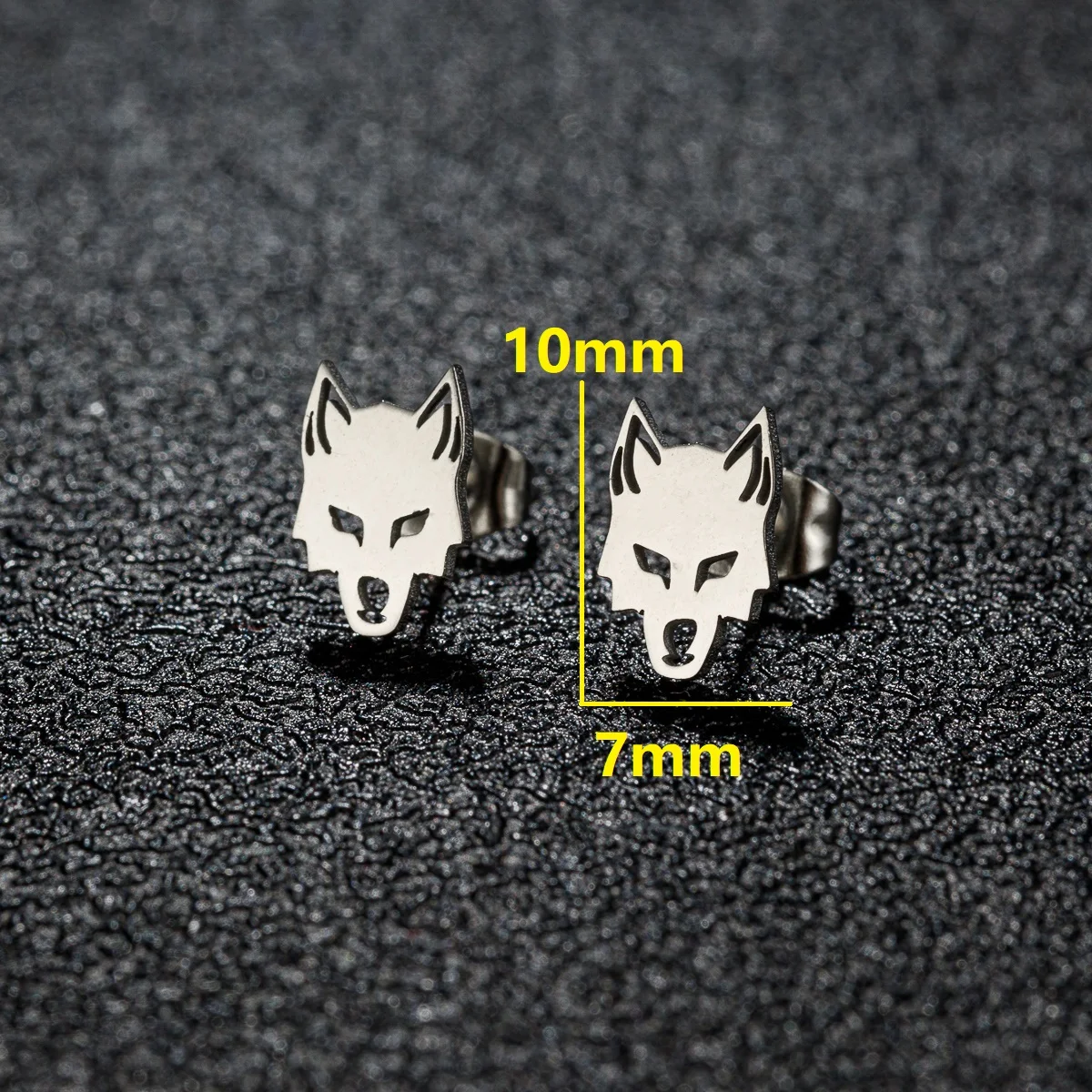 1Pair Stainless Steel Vicious Wolf Head Earrings For Women Man Mini Animal Pendientes Tiny Ear Maxi Accessory Orecchini Aros