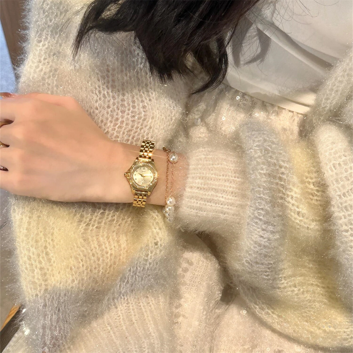 IEKE Square and Round Steel Strap Small Gold Watch Temperament Women\'s Watch Model Set with Diamonds Luxury Wrist Watch