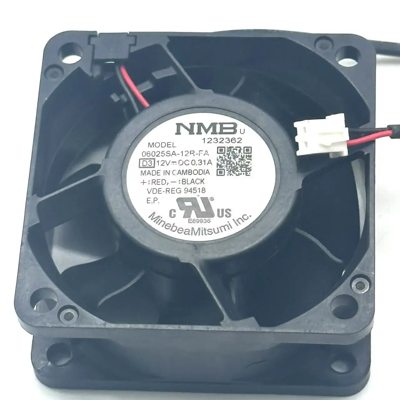 

NMB 06025SA-12R-FA DC 12V 0.31A 60x60x25mm 2-Wire Server Cooling Fan