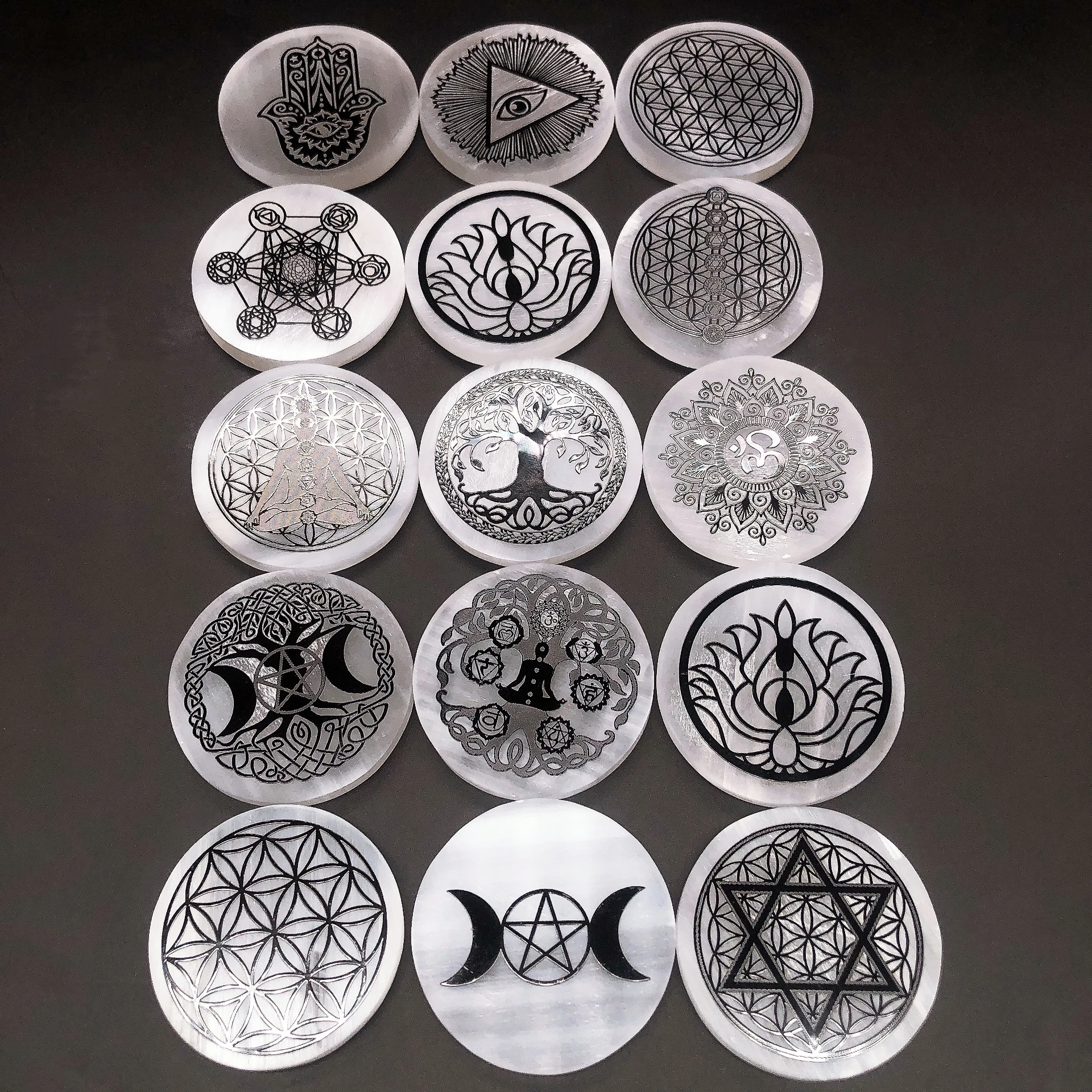 60mm Natural Selenite Slice Slab Crystal Stone White Gypsum Chakra Tree of Life Charging Plate For Yoga Cleaning Meditation
