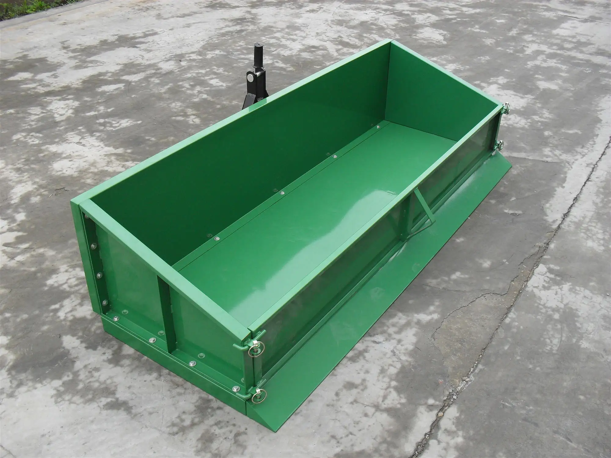 

Transport Bucket For Tractor