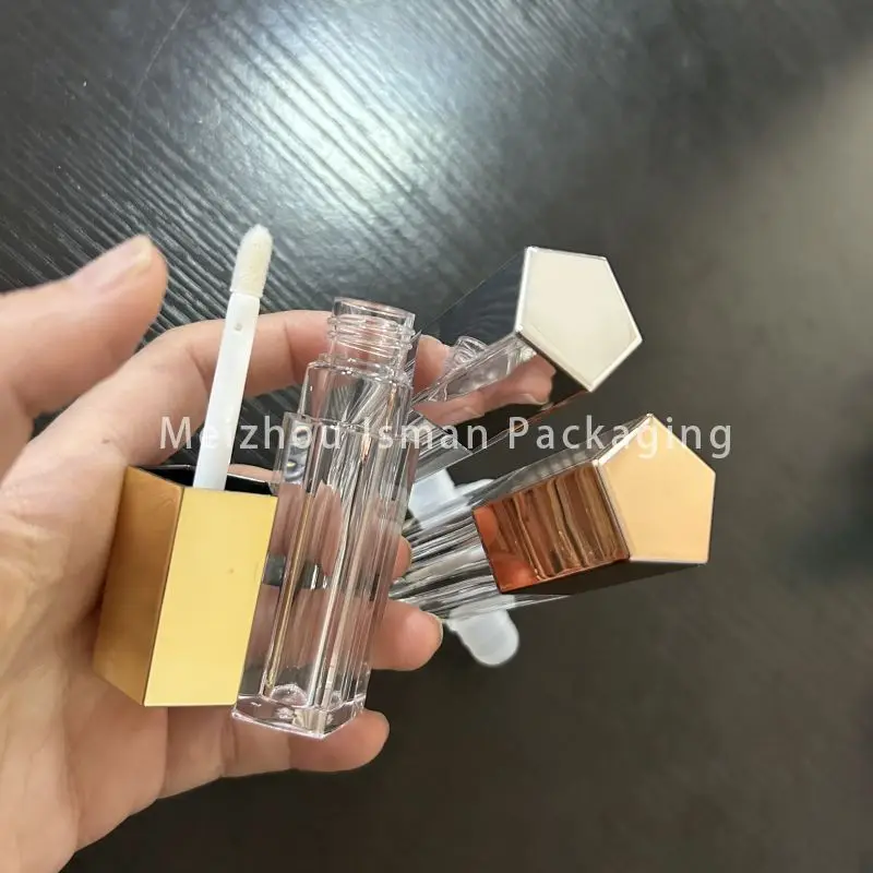 50 Uds. Tubo cosmético de embalaje esmaltado de labios transparente de oro rosa único botella contenedor de brillo de labios vacío con cepillo 5ml